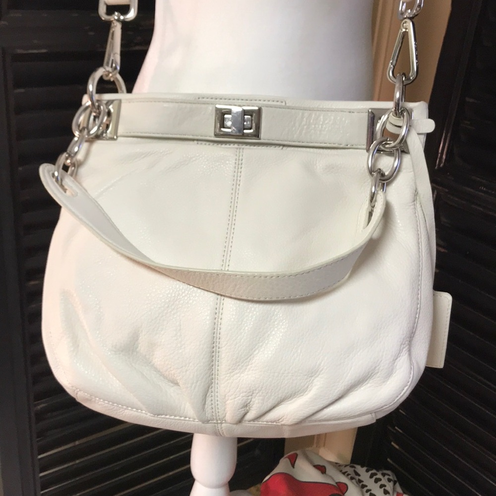 Calvin‎ Klein Leather handbag w/duster ✨